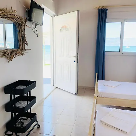 Seaside شقة فندقية Petalídhion