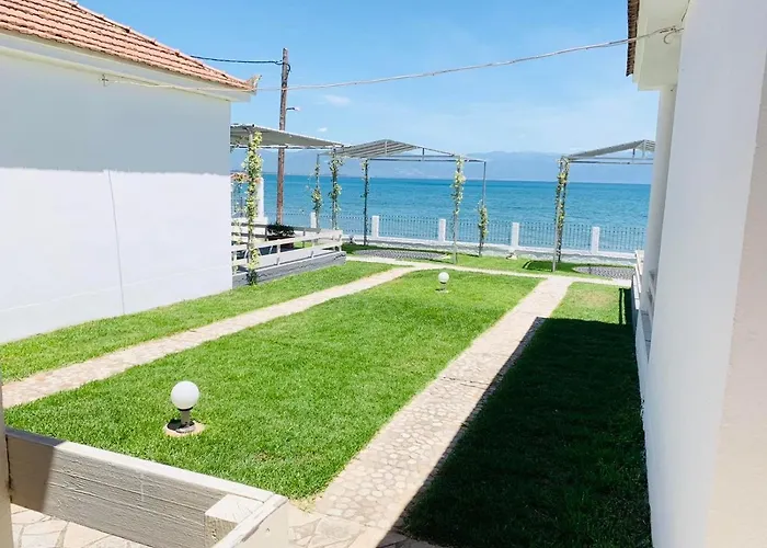 Seaside 3*