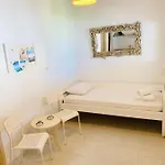 Aparthotel Seaside Petalídhion