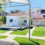 Aparthotel Seaside Petalídhion