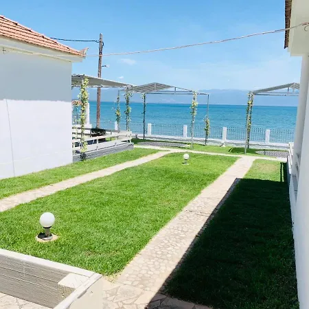 Seaside 3*