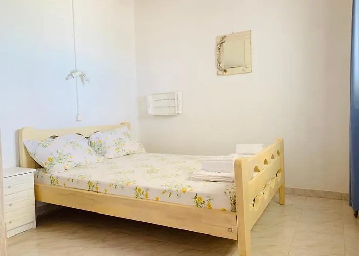 Seaside Aparthotel 3*