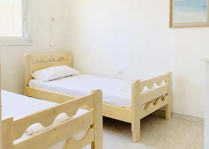 Ξενοδοχείο με διαμερίσματα Seaside 3*